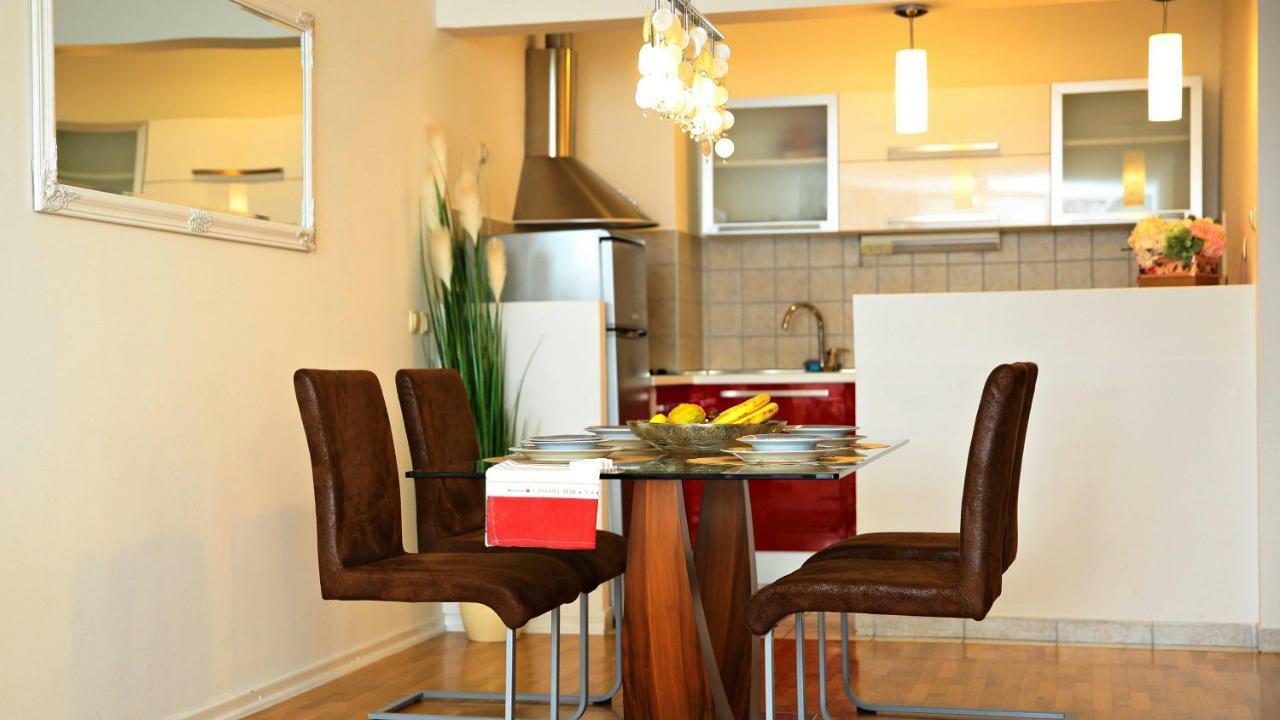 Apartman Lucita Сплит Екстериор снимка
