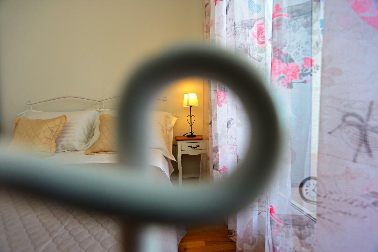Apartman Lucita Сплит Екстериор снимка